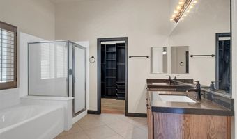 8225 Cabin Springs Ave, Las Vegas, NV 89131