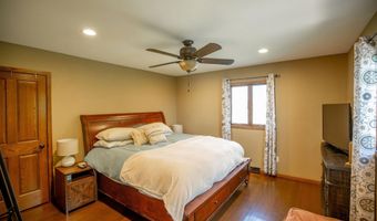 702 260Th St, Algona, IA 50511