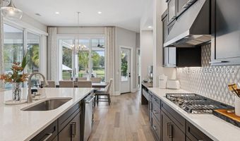 7 Spring Hill Ct, Bluffton, SC 29910