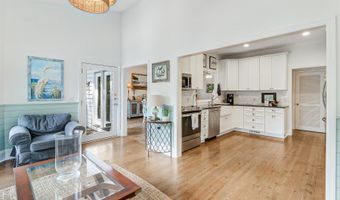 8 Dolphin Point Dr, Beaufort, SC 29907