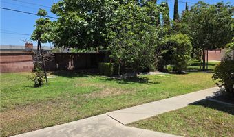 900 S Calico Cir, Anaheim, CA 92804
