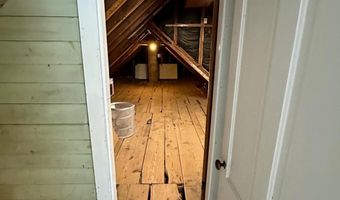 23 Holland St, Bangor, ME 04401
