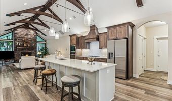 4867 N Prestwick Ave, Bel Aire, KS 67226
