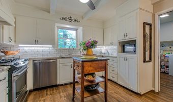 2003 Lynnwood Dr, Benton, AR 72015
