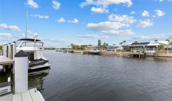 1215 ACAPPELLA Ln, Apollo Beach, FL 33572