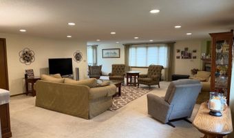 732 N Wooster St, Algona, IA 50511