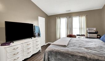 8426 Fort Sumter Dr, Indianapolis, IN 46227
