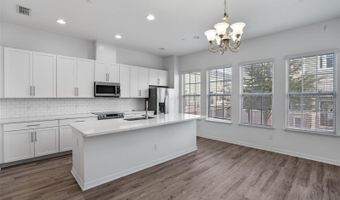 160 SUN PALM Ln, Altamonte Springs, FL 32701