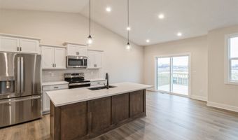 4407 NE 8th St, Ankeny, IA 50021