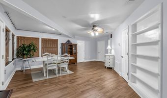130 Melody Ln, Bay St. Louis, MS 39520