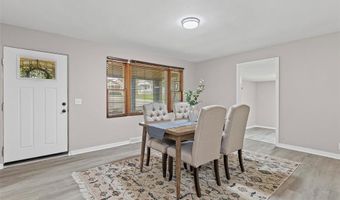 3245 Oakwood Ave, Alton, IL 62002