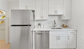 897 Oak St, Alameda, CA 94501