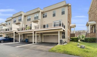 22515 NAUGATUCK Sq, Ashburn, VA 20148