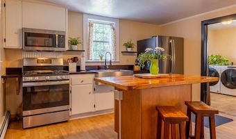1226 Salsbury Ave, Cody, WY 82414