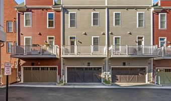 2505 MAIN LINE Blvd, Alexandria, VA 22301