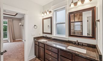 903 Baileys Grove Dr, Adel, IA 50003