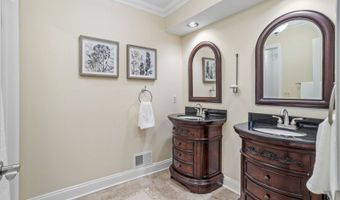 100 Hickory Tavern Rd, Long Hill Twp., NJ 07933