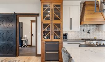 200 Miller Point Pl, Belgrade, MT 59714
