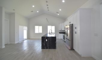 2790 W CHOLLA St, Apache Junction, AZ 85120
