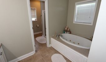 17977 Overlook Dr, Abingdon, VA 24210