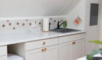 65 Lincoln St, Augusta, ME 04330