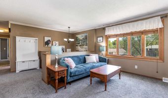 2665 Sun Rdg, Asbury, IA 52002