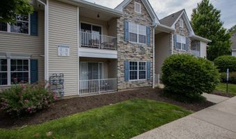414 Wedgewood Cir 25, Belford, NJ 07718