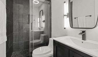 731 Skynob Dr, Ann Arbor, MI 48105