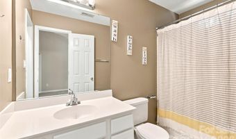 1323 Anthem Ct, Charlotte, NC 28205