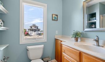 10 S SHORE Dr, Bethany Beach, DE 19930