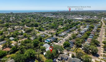 582 AQUATIC Dr, Atlantic Beach, FL 32233