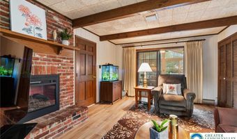 2892 Edgemont Dr, Allentown, PA 18103