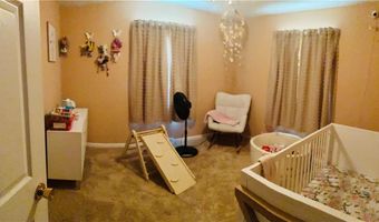 916 Edith Ave, Adrian, MO 64720