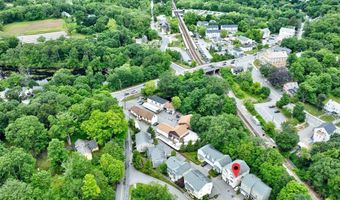 8 High St F2, Acton, MA 01720