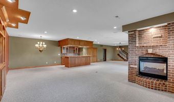 618 18th Fairway, Andover, KS 67002