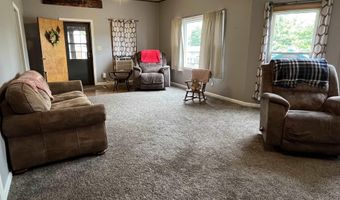 521 S 2nd St, Albia, IA 52531