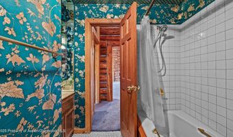 153 Peachblow Rd, Basalt, CO 81621