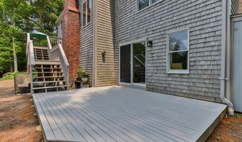 4 Canterbury Ln, Bourne, MA 02532