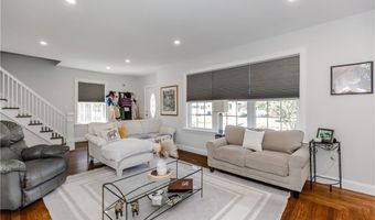 148 Grace St, Cranston, RI 02910