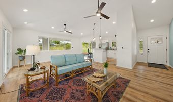 15-1042 AMAU Rd, Keaau, HI 96749