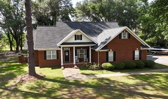 330 River Oaks Dr, Bainbridge, GA 39817