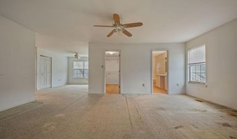 36 E MOYER Dr, Bear, DE 19701