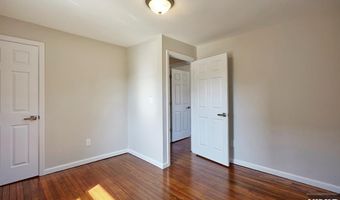 6 Levitt Ave, Bergenfield, NJ 07621