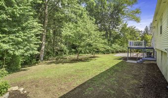 31 Roslyn Dr, Cheshire, CT 06410