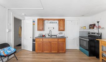 803 E STATE St, Delmar, DE 19940