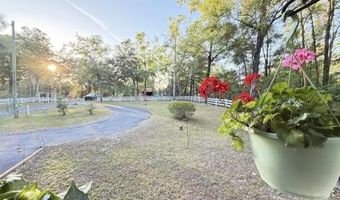 3520 NW 67th Ter, Bell, FL 32619