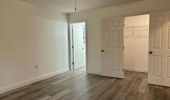 29 Village Cir, Augusta, ME 04330