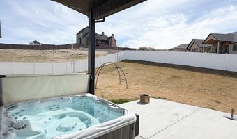 6560 E Crown Cres, Ammon, ID 83406