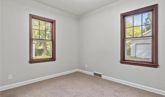 713 5th Ave E, Alexandria, MN 56308