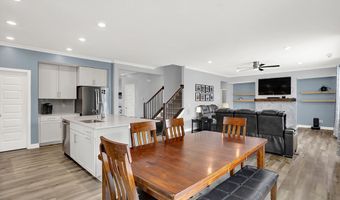 4204 Viewforth Ln, Bargersville, IN 46106